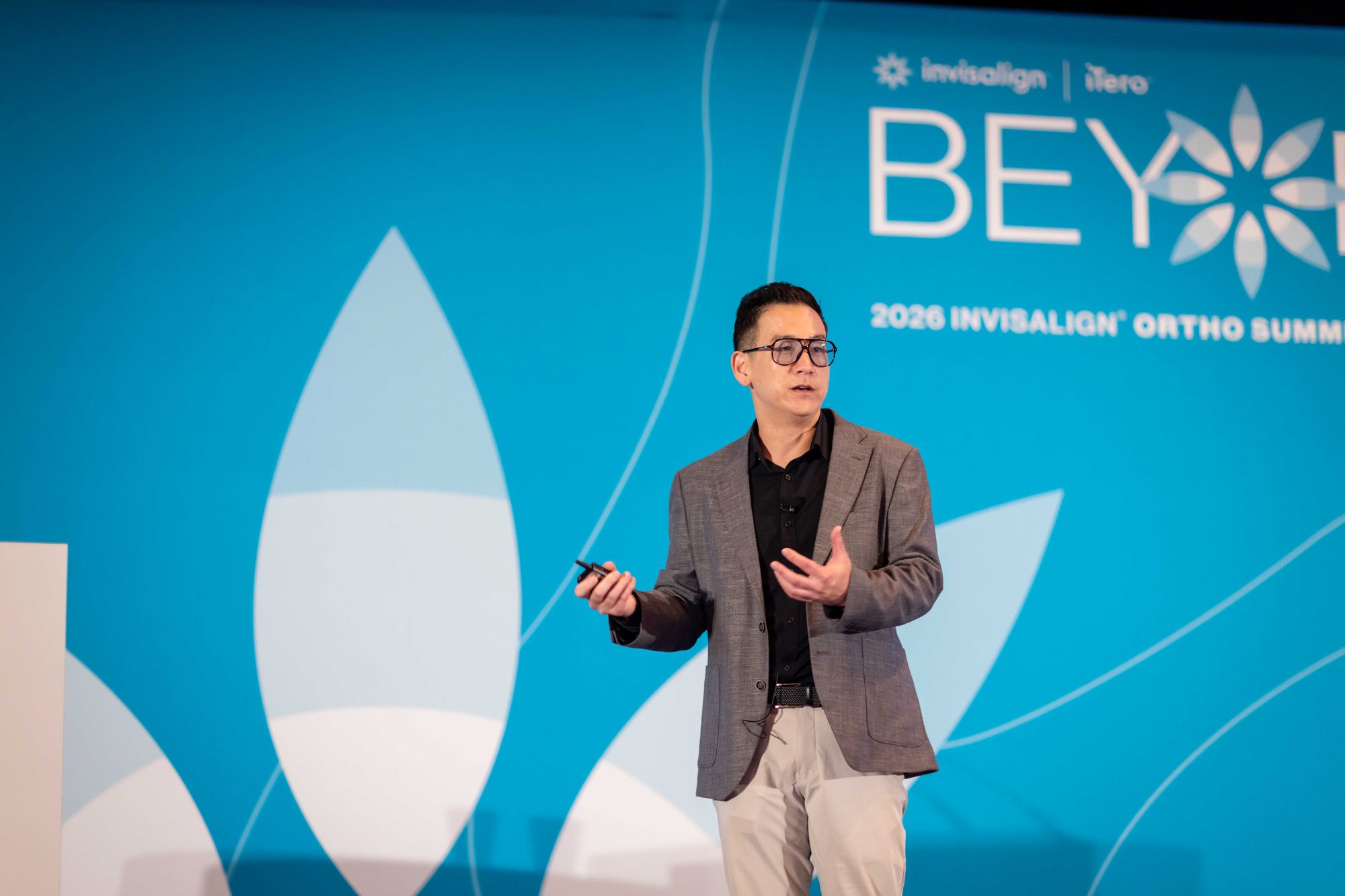Dr. Sam Lee presenting at the 2026 Invisalign Ortho Summit